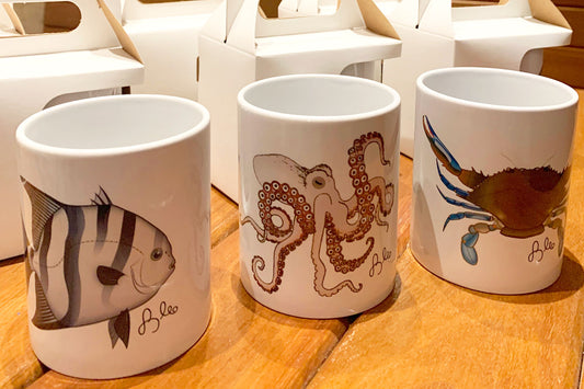 Caneca com desenho do mar para decorar e usar